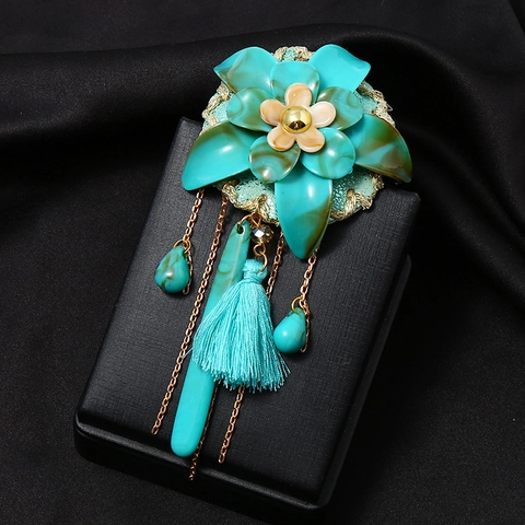 Vintage Alloy Acrylic Flower Brooch Pin With Metal Chain Tassel Ethnic Style Dress Decoration Jewelry For Women Gift