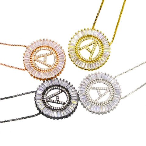 18K Gold Plated Copper Round Initial Pendant Necklace For Women Shiny Zirconia English Alphabet Box Chain Fashion Jewelry Gift