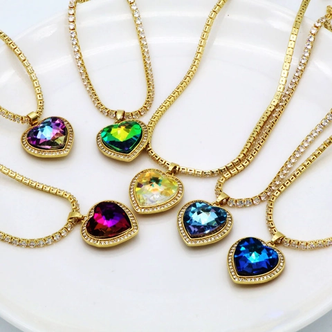 Luxus 18K Vergoldete Kupfer Halskette Mit Herz Glas Anhänger Glänzende Strass Tennis Kette Choker Schmuck Für Damen