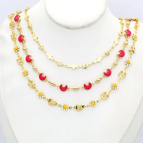 Kupfer Zirkonia Kreuz Mond Schmetterling Gänseblümchen Halskette Armband Set 18K Vergoldet Trendiger Schichtschmuck Für Damen