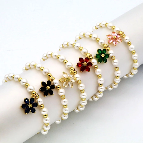 Fashion Women Copper Flower Charm Beaded Bracelet 18K Gold Plated Zirconia Inlaid Artificial Pearl Elastic Strand Jewelry