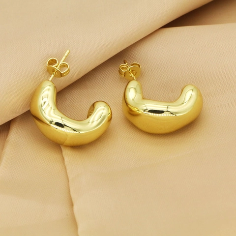Niche Vintage Geometric Heart Drop Earrings 18K Gold Plated Ribbed Spiral Stud Earrings Copper Zirconia Jewelry For Women
