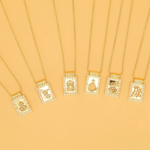 Collar Vintage de Cobre Chapado en Oro de 18K Mujer Religiosa Virgen María Ángel Relieve Colgante Perla Artificial Imitación Joyas