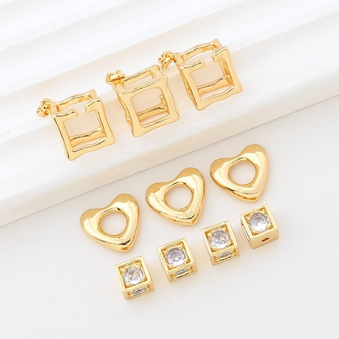 18K Gold Plated Copper Hollow Square Frame Heart Pendant Zircon Spacer Beads For DIY Necklace Bracelet Making Jewelry Accessories