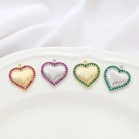 Gold Plated Copper Heart Zircon Pendant Exquisite Heart Shaped DIY Jewelry Accessories For Necklace Bracelet Earrings Making