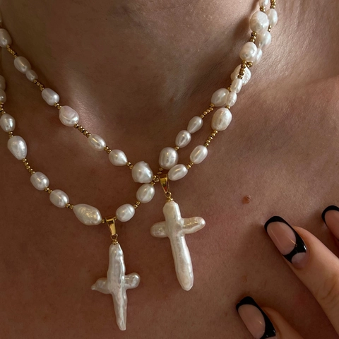 Vintage Baroque Freshwater Pearl Cross Pendant Necklace Gold Plated Copper Rhinestone Chain Jewelry For Women Gift