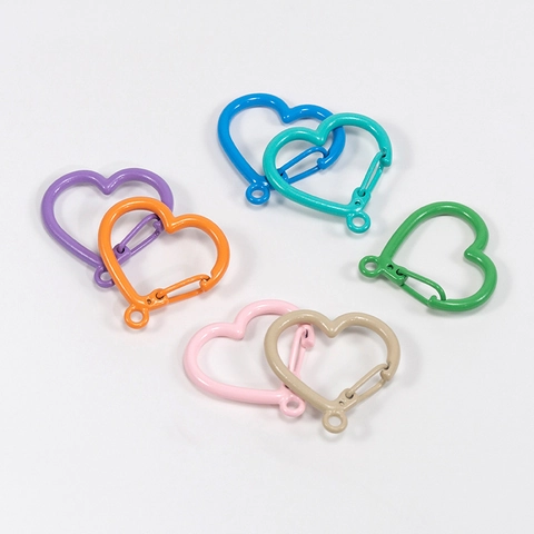 Moschettone a Forma di Cuore in Lega Smalto Colorato Chiusura a Molla per Portachiavi Fai da Te Produzione Gioielli Accessori