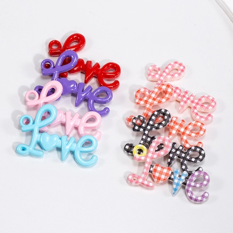 Ciondolo in Acrilico con Lettera LOVE e Cuore Accessori Fai-da-te per Portachiavi Artigianato Verniciato Motivo Pied de Poule Ciondoli Decorativi