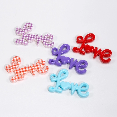 Ciondolo in Acrilico con Lettera LOVE e Cuore Accessori Fai-da-te per Portachiavi Artigianato Verniciato Motivo Pied de Poule Ciondoli Decorativi
