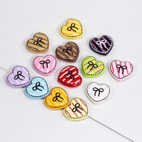 Hartvormige Acryl Kralen Met Strik Gestreepte Patroon DIY Ambachtelijke Sieraden Maken Accessoires Voor Telefoonketting Sleutelhanger Vrouwen