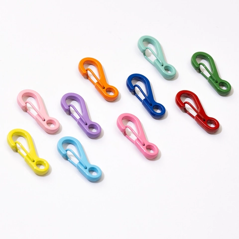 Colorful Alloy Carabiner Snap Hook For Keychain DIY Bag Accessories Painted Metal Spring Gate Clasp Findings For Crafting