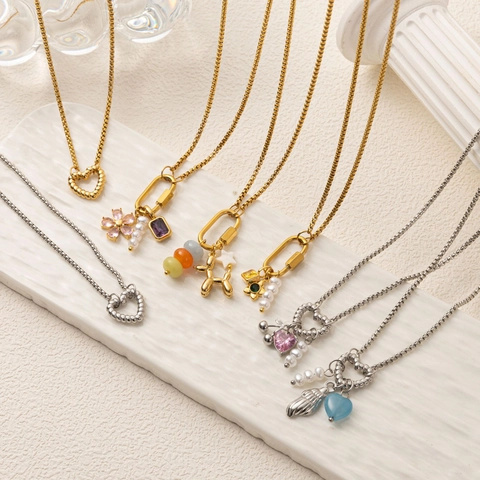 18k Gold Plated Stainless Steel Necklace For Women Fashion Heart Flower Balloon Dog Pendant Carabiner Lock Jewelry