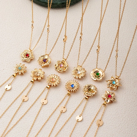 18K Gold Plated Copper Rotating Flower Pendant Necklace With Zircon Birth Month Floral Jewelry For Women Fashion Gift