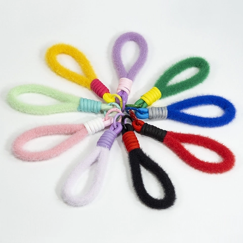 Handgeweven Kleurrijke Pluche Sleutelhanger Koord DIY Telefoon Lanyard Tas Charm Accessoire Zachte Faux Bont Strap Sieraden