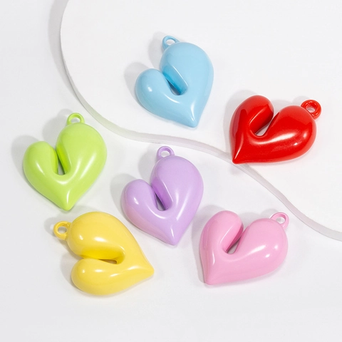 Ciondoli a Cuore in Acrilico Ciondoli a Forma di Cuore Intrecciati Irregolari 3D Per Collana Fai-da-te Bracciale Borsa Telefono Gioielli Lacca Colorata