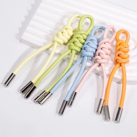 Llavero de Cuerda de Cuero Tejido a Mano Para Mujer Colgante de Bolso Anudado Accesorios de Moda Para Bolso Con Punta de Metal Anillo de Llave de Coche