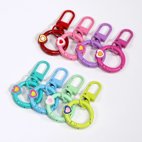 Crochet de Porte-Clés à Anneau à Ressort en Alliage avec Décor de Cœur Connecteur de Charme de Sac DIY Boucle en Émail Coloré pour Femmes