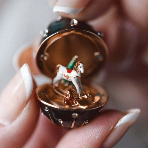 Vintage Faberge Style Openable Egg Pendant Necklace Copper Enamel Rhinestone Carousel Bird Soldier Heart Animal Women Jewelry Gift