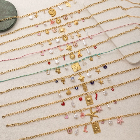 Collier en Acier Inoxydable Multi Pendentifs pour Femmes Plaqué Or 18K Bohème Cœur Mauvais Œil Étoile de Mer Perle Artificielle Bijoux Cadeau