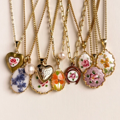 Vintage Enamel Floral Print Heart Oval Pendant Necklace For Women Bohemian Gold Plated Copper Rose Flower Jewelry Gift