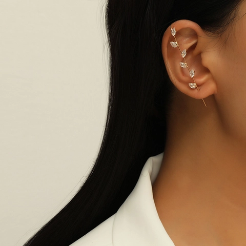 Elegant Alloy Ear Crawler Earring With Stainless Steel Post Minimalist Rhinestone Geometric Ear Wrap Jewelry For Women