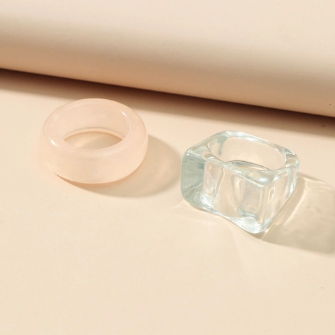 Modern Minimalist Acrylic Resin Rings For Women Vintage Transparent Light Pink Geometric Chunky Finger Rings Jewelry Gift