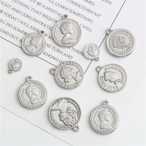 Vintage Stainless Steel Queen Elizabeth II Coin Pendants Antique Relief Portrait Charms For DIY Necklace Bracelet Making