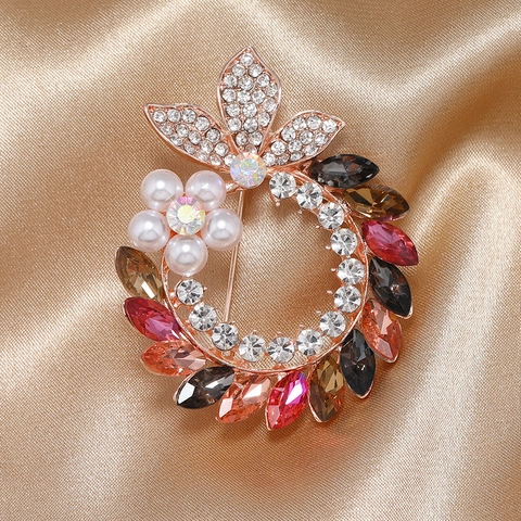 Vintage Rose Gold Alloy Flower Brooch With Colorful Rhinestones And Faux Artificial Pearls Elegant Floral Pin Jewelry For Women