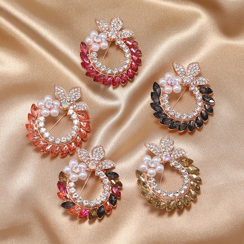 Vintage Rose Gold Alloy Flower Brooch With Colorful Rhinestones And Faux Artificial Pearls Elegant Floral Pin Jewelry For Women