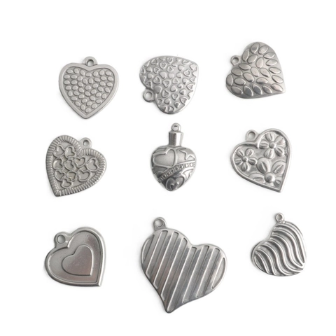 Ciondolo a Cuore in Acciaio Inossidabile Accessori per Gioielli Fai da Te Punk Hip Hop Retro Argento Inciso Love Charms per Collana
