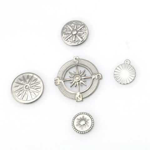 Pendentif Rond en Acier Inoxydable Boussole Étoile pour Fabrication de Bijoux DIY Collier Bracelet Accessoire Rétro Argent