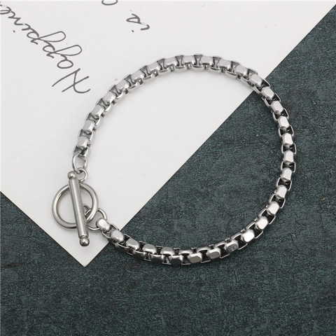 Bracciale a Catena Box in Acciaio al Titanio Minimalista Chiusura a T in Metallo Argento Gioielli Hip Hop Punk Unisex