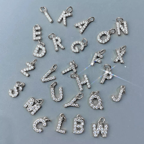 Mikro Pave Zirkonia Englisches Alphabet Buchstaben Anhänger Kupfer Charm Palladium-beschichtet Für DIY Halskette Schmuckherstellung Damen