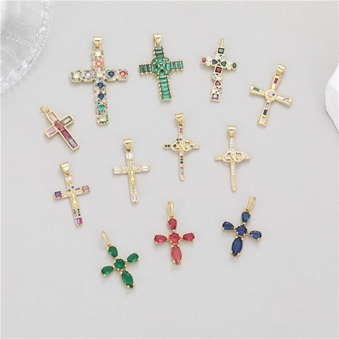 Ciondolo a Croce in Zirconia Placcato Oro 14K in Ottone DIY per Collana Bracciale Creazione Gioielli Charm Crocifisso Religioso Donna