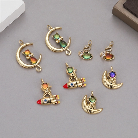 Cute Astronaut Moon Cat Swan Pendant Necklace Gold Plated Copper Zirconia Opal Jewelry For Women Girls Trendy Accessory