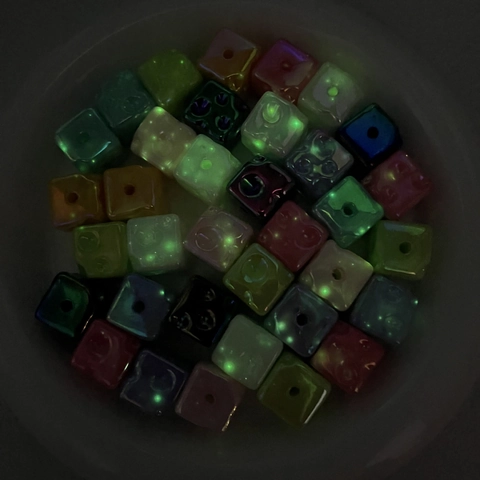 Glow In The Dark Cheese Cube Acrylic Beads UV Plated Luminous Square Spacers For DIY Jewelry Making Bracelet Phone Chain Accessory