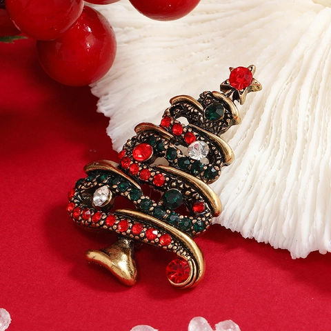 Vintage Christmas Tree Brooch Zinc Alloy Colorful Rhinestone Inlaid Pin Festive Clothing Accessory For Women Men Xmas Gift