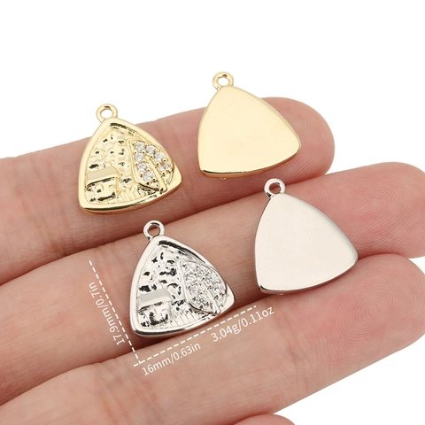 Ciondolo a Triangolo Con Rilievo di Casa e Albero in Rame Con Zirconia Intarsiata Accessorio Fai-da-te per Collane e Braccialetti Stile Vintage