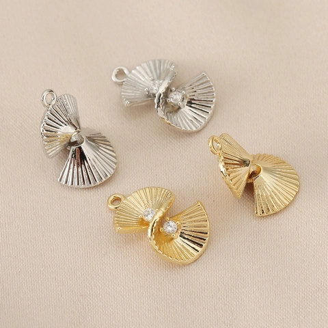 Geometric Fan Shell Shape Copper Pendant With Rhinestone Electroplated 18K Gold Plated DIY Jewelry Accessory For Necklace