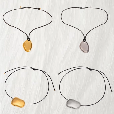 Collana con Pendente in Acciaio Inossidabile Minimalista da Donna Ipoallergenica Stella Marina Cuore Geometrico Corda Nera