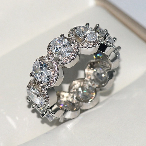 Luxurious Copper Eternity Ring Oval Cut High Grade Rhinestone Pave Wedding Band For Women Elegant Fashion Engagement Jewelry