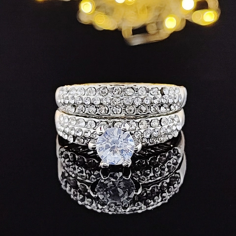 Luxe Legering Strass Bruiloft Ring Set Voor Vrouwen Zilver Rond Geslepen Hoofdsteen Pave Stapelbaar Verloving Sieraden