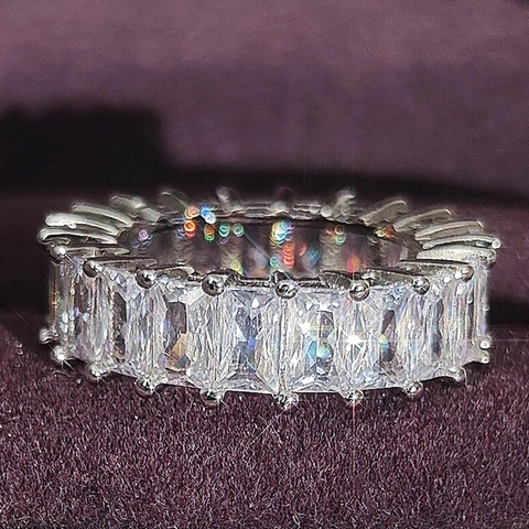 Luxury Copper Eternity Ring Full Baguette Cut Rhinestone Inlaid Wedding Band For Women Elegant Jewelry Ring Pink Black White