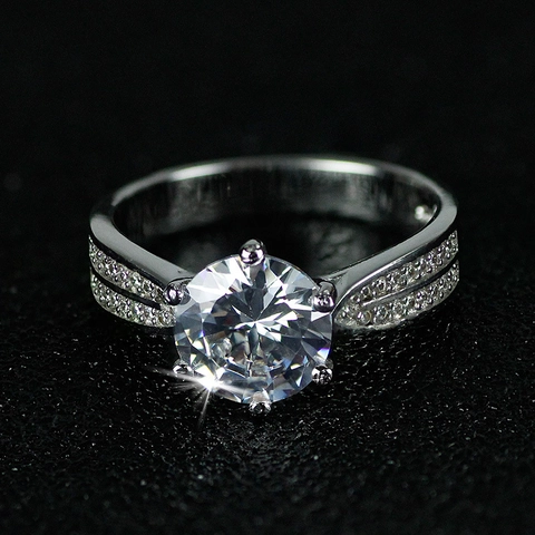 Classic 925 Sterling Silver Six-Claw Engagement Ring For Women Round White Rhinestone Pave Wedding Jewelry Gift