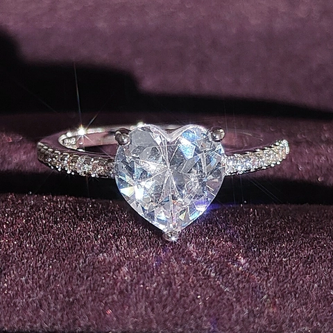 Heart Shaped Zirconia Copper Engagement Ring For Women Luxurious Romantic Heart Ring For Valentine's Day Gift Jewelry