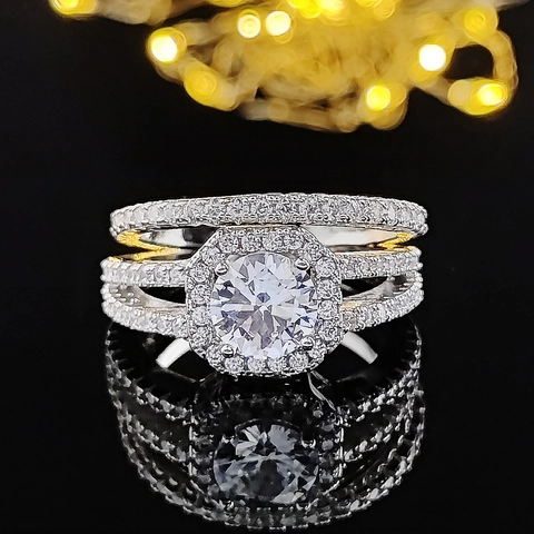 Luxury Round Zirconia Copper Stacking Ring For Women Round Cut Halo Engagement Ring And Matching Band Bridal Jewelry