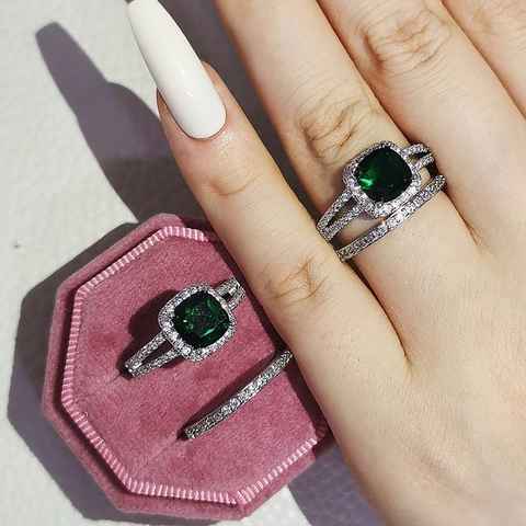 Luxury Copper Cushion Cut Rhinestone Stackable Ring For Women Halo Setting Wedding Party Fashion Jewelry Finger Ring Gift