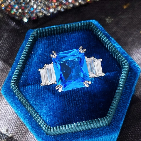 Three-Stone Cocktail Ring Copper Emerald Cut Cubic Zirconia Sparkling Luxury Party Statement Jewelry For Women