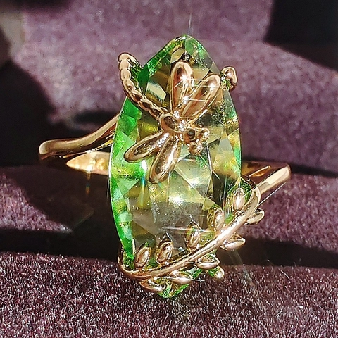 Vintage Gold Plated Copper Dragonfly Ring Women With Marquise Olive Green Zirconia Leaf Branch Fashion Finger Ring Jewelry
