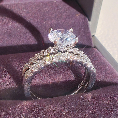Luxus Kupfer Zirkonia Paar Ring Und Band Set Voll Diamant Romantisch Gedreht Ring Für Damen Hochzeit Verlobung Schmuck